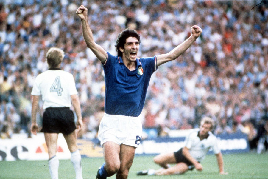 World Cup 1982: Rossi hồi sinh, Ý thắng Tây Đức 3-1