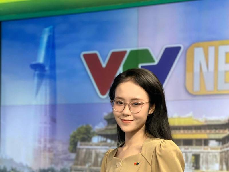 MC Phương Anh: Gương mặt Gen Z trên sóng VTV Vietnam Today