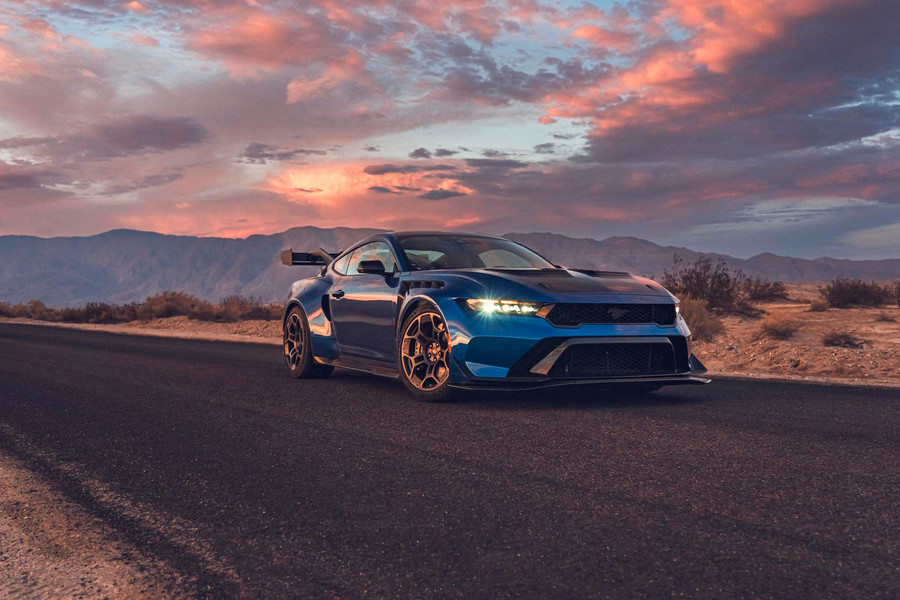 Ford Mustang GTD 2025: Bùng nổ 0–60 mph trong 2,8 giây
