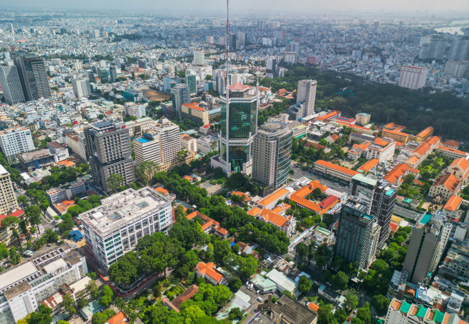 Giá nhà TP.HCM: Bài học từ Berlin, London và các giải pháp