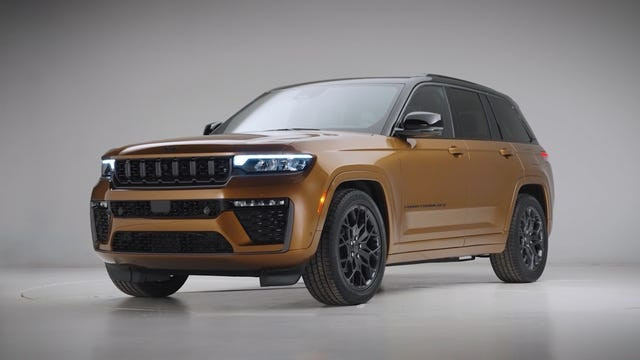 Jeep Grand Cherokee 2026: Động cơ I4 Turbo mới mạnh 324 mã lực