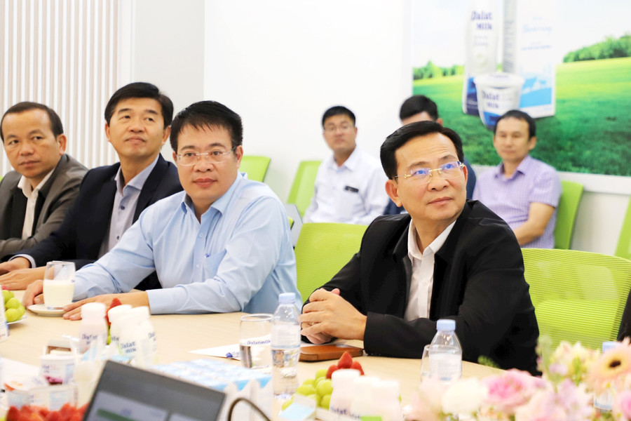 Chủ tịch UBND tỉnh Lâm Đồng Hồ Văn Mười kiểm tra dự án Công ty Cổ phần sữa Đà Lạt