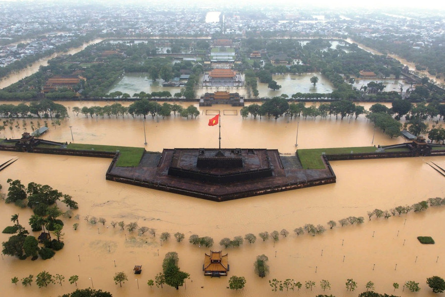 Tin lũ đặc biệt lớn, cảnh báo mưa lớn, lũ quét, sạt lở đất và các chỉ đạo khẩn cấp ứng phó