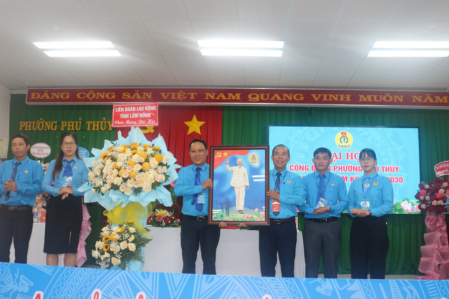 Công đoàn phường Phú Thủy đặt mục tiêu thành lập 5 công đoàn cơ sở mới