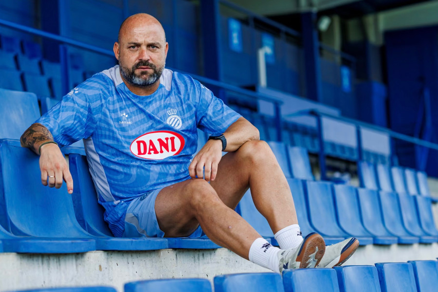 Manolo Gonzalez: từ tài xế xe buýt đến La Liga với Espanyol