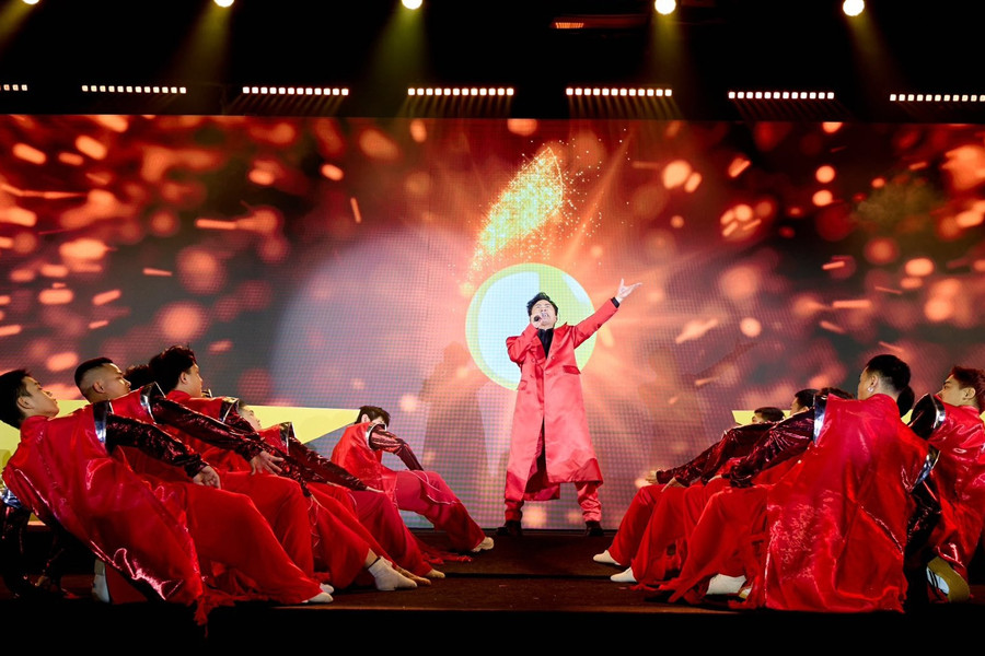 Hạ Long Concert 2025: Tùng Dương, Đức Phúc bùng nổ cảm xúc