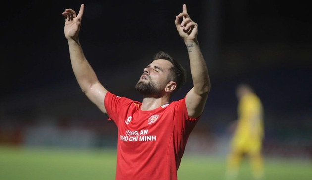 Peter Makrillos: V-League chơi trực diện, năng nổ hơn