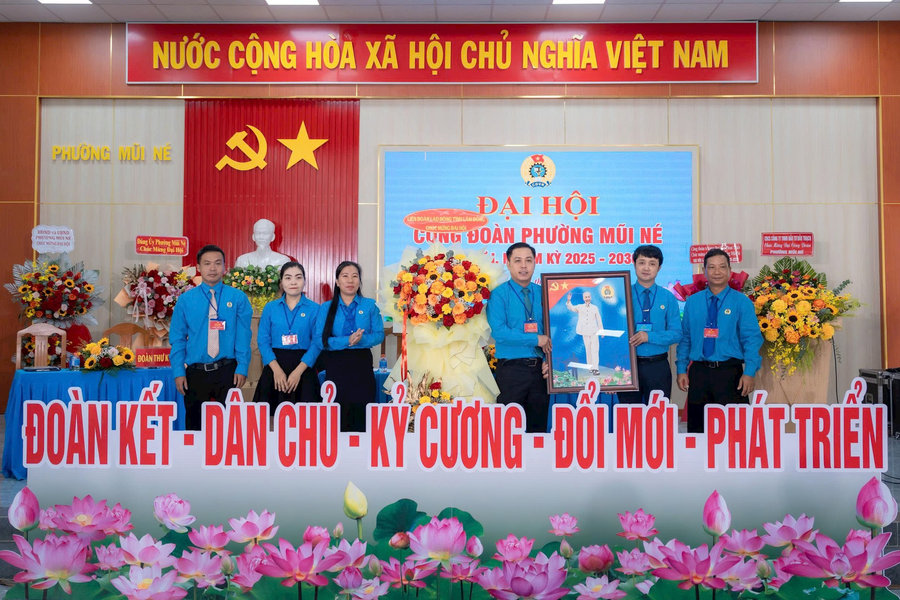 Xây dựng Công đoàn phường Mũi Né trở thành chỗ dựa tin cậy của đoàn viên