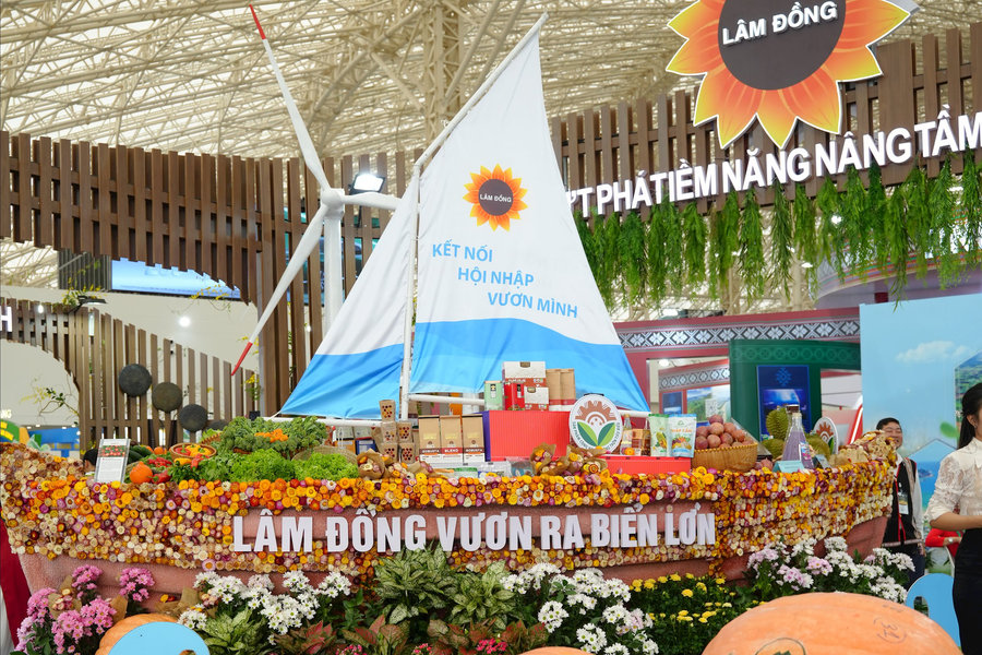 Lâm Đồng với “hành trình xuyên biên” tại Hội chợ mùa Thu 2025