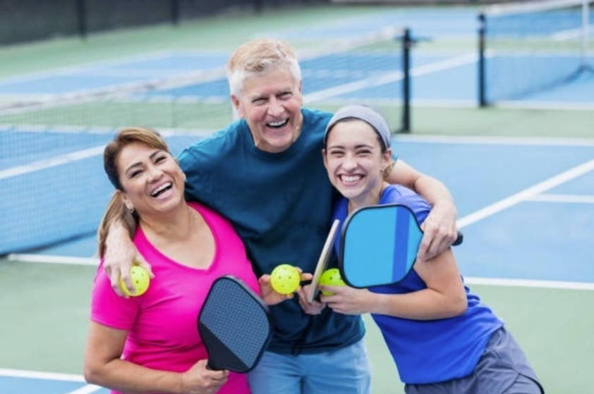 Pickleball 3 lần/tuần liên quan mức hạnh phúc cao hơn