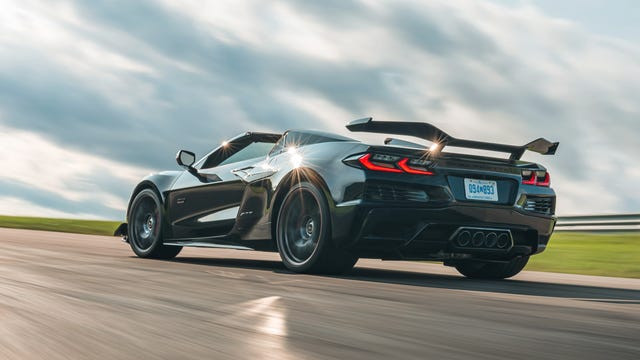 Tremec hồi sinh hộp số sàn 6 cấp cho Chevrolet Corvette C8