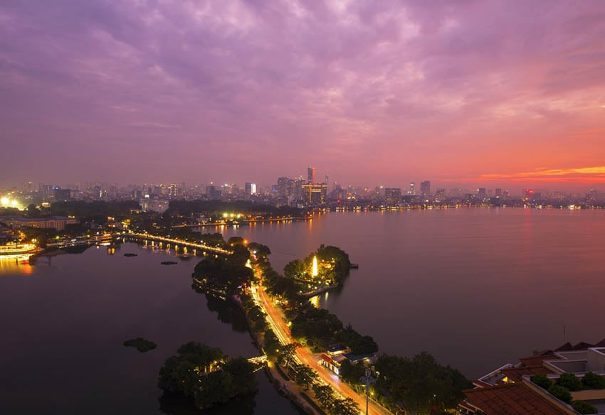 Hà Nội về đêm: Khám phá nhịp sống sôi động của thủ đô