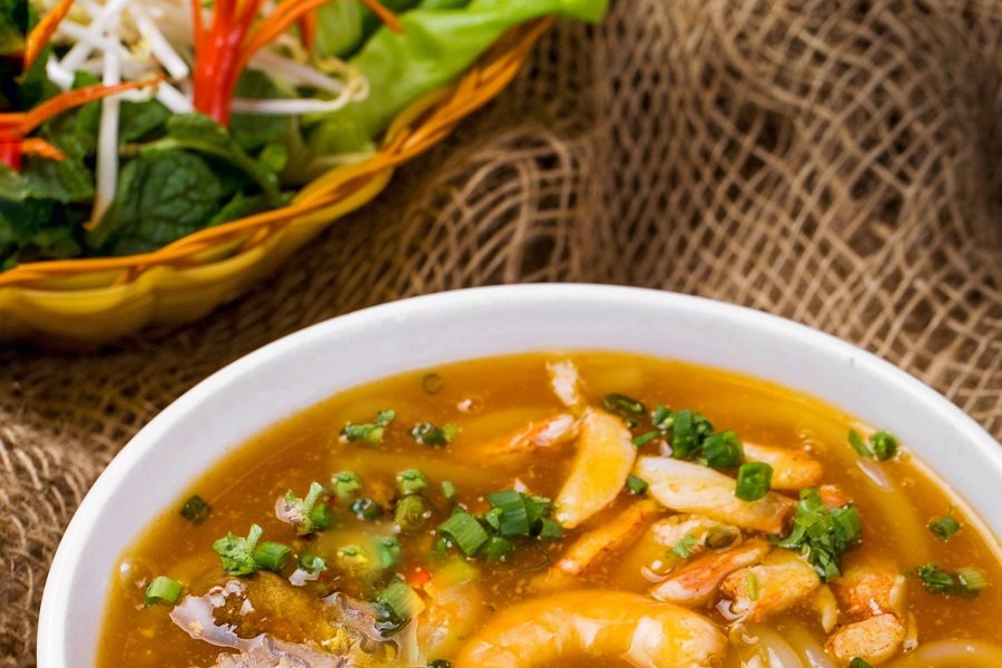 Bánh canh Hà Nội: 15 địa chỉ không thể bỏ lỡ cho người sành ăn