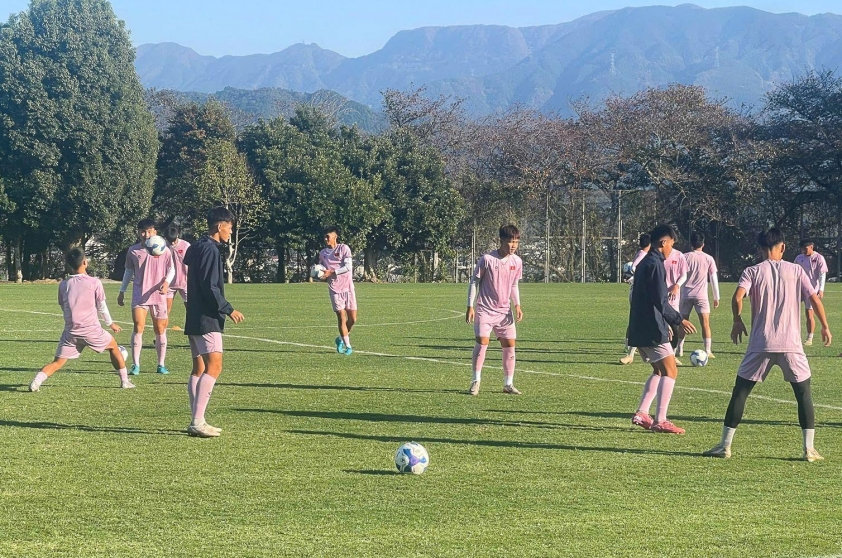 U17 Việt Nam tập buổi đầu tại Ehime, hướng tới vòng loại