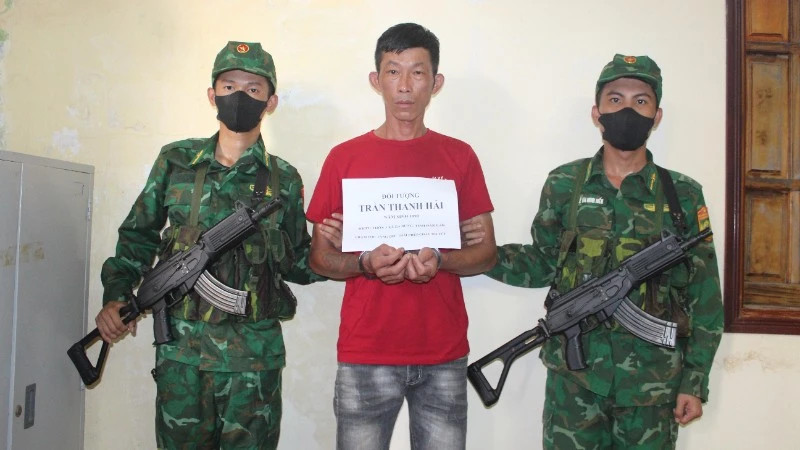 Đồn Biên phòng Cửa khẩu Đắk Ruê khởi tố vụ án hình sự “tàng trữ trái phép chất ma túy”