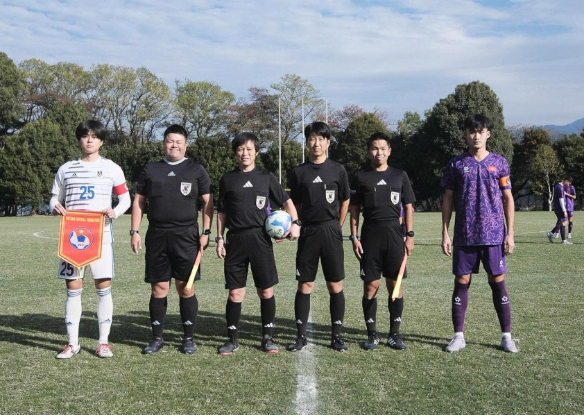 U17 Việt Nam hòa Đại học Matsuyama 1-1 tại Nhật Bản