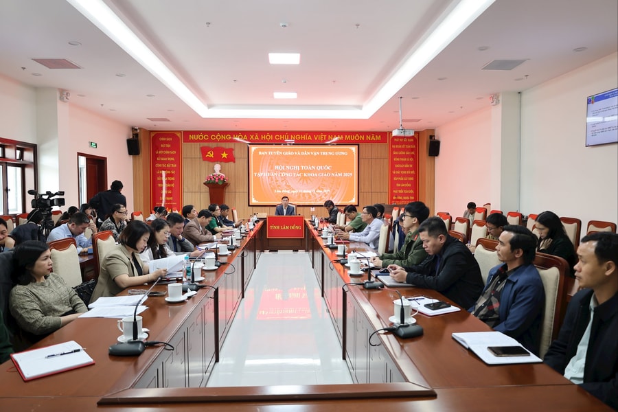 Hơn 820 đại biểu Lâm Đồng dự hội nghị toàn quốc tập huấn công tác khoa giáo năm 2025