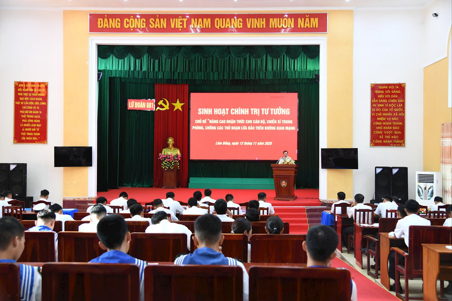 Lữ đoàn 681 nâng cao nhận thức phòng chống lừa đảo trên không gian mạng