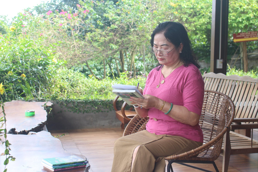 Hơn 50 năm nhớ trăng Trường Sơn