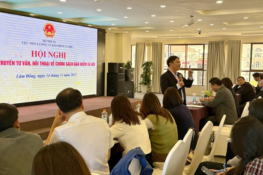 Cục Tiền lương và BHXH làm việc với doanh nghiệp Lâm Đồng về chính sách mới