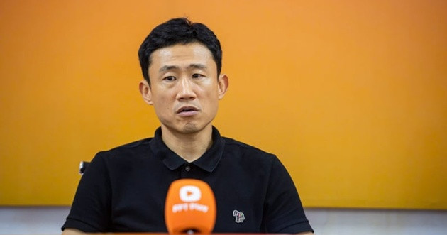 HLV Choi Won Kwon mất việc tại Thanh Hóa sau bàn thua phút 90+10