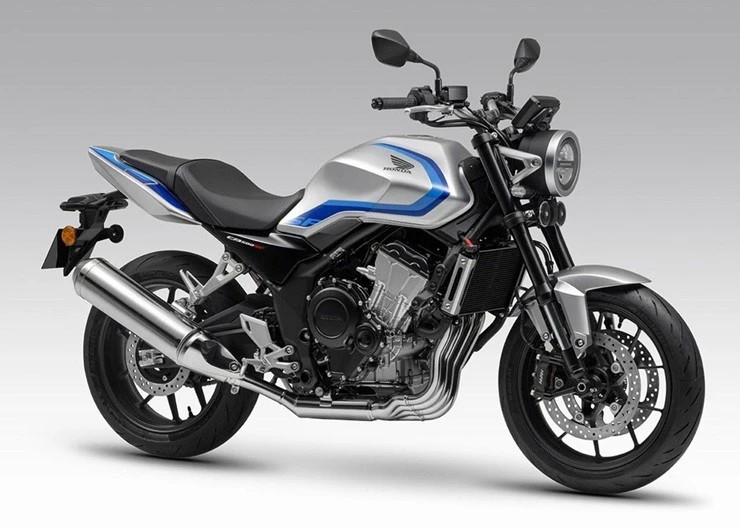 Kawasaki “gây bão” khi hồi sinh dòng côn tay huyền thoại sau hơn ba thập kỷ vắng bóng