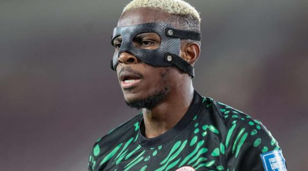 Osimhen lập cú đúp, Nigeria ngược dòng kịch tính trước Gabon