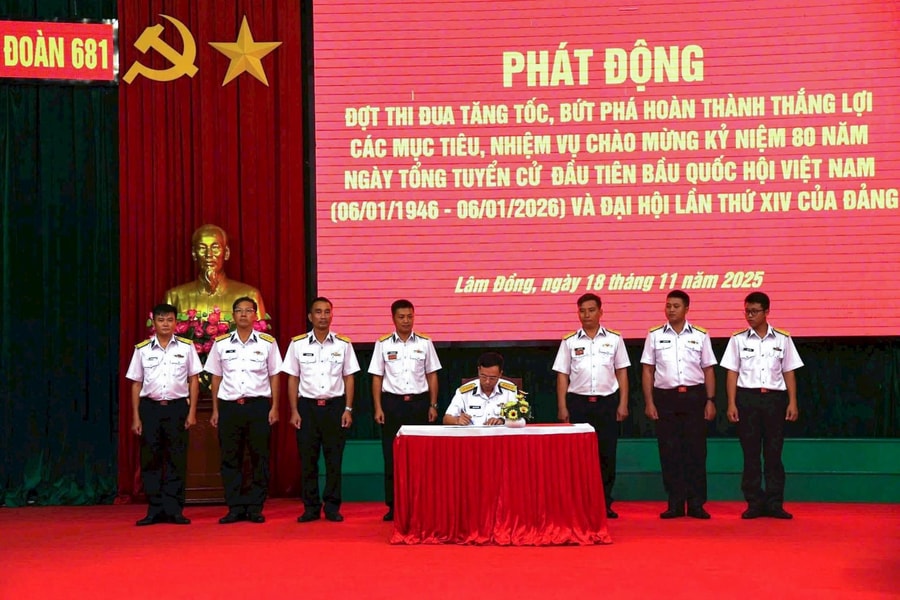 Lữ đoàn 681 thông báo nhanh kết quả Hội nghị Trung ương 14, phát động thi đua cao điểm