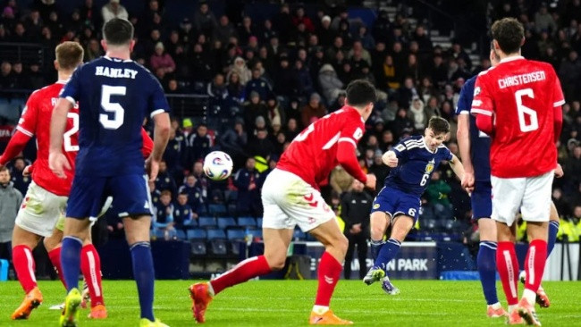 Scotland 4-2 Đan Mạch: Kỳ tích sau 28 năm chờ đợi World Cup
