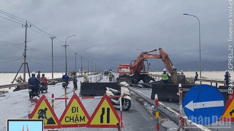 Trung Bộ và Tây Nguyên khẩn trương khắc phục 12 điểm tắc đường sau mưa lũ lớn