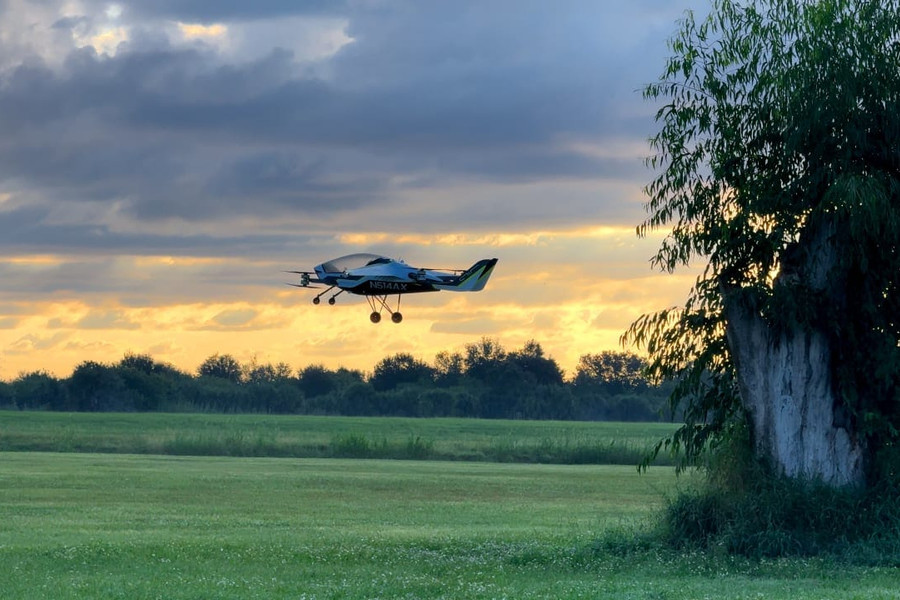 Israel trình làng 'ô tô bay' AIR One