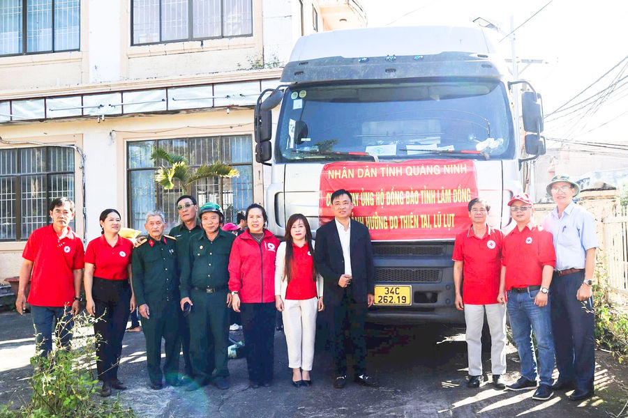 Quảng Ninh hỗ trợ 50 tấn hàng hóa giúp Lâm Đồng khắc phục hậu quả lũ lụt