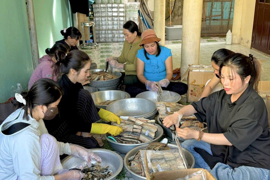 Đặc khu Phú Quý hướng về bà con vùng lũ tại Lâm Đồng và các tỉnh