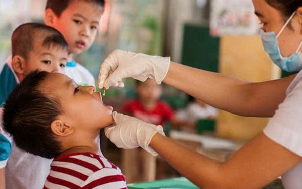 Triển khai chiến dịch bổ sung Vitamin A, tẩy giun cho trẻ em