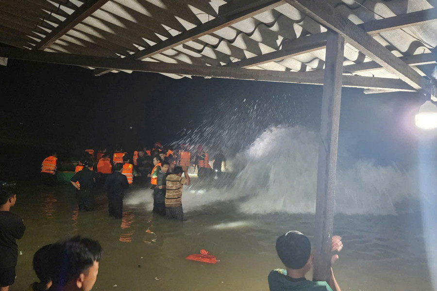 Đã tìm thấy thi thể ngư dân mất tích do lật thúng tại cửa sông Liên Hương
