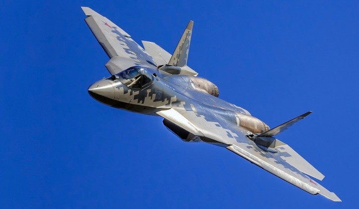 Su-57 tăng cường qua thực chiến, nêu lợi thế trước F-35