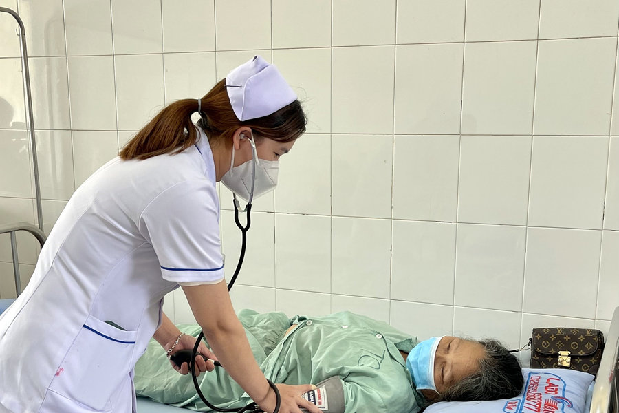 Đảm bảo quyền lợi BHYT cho người dân vùng mưa lũ
