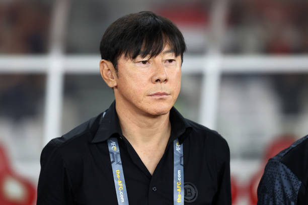 HLV Shin Tae-yong cược sự nghiệp vì cáo buộc bạo lực