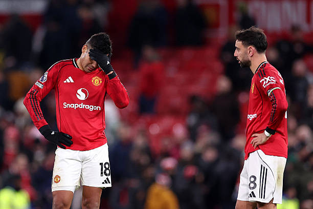 Man United khủng hoảng: Lối chơi thiếu cường độ, sai lầm chiến thuật