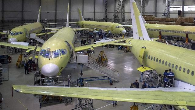 UAC và HAL bàn sản xuất Superjet 100 tại Ấn Độ