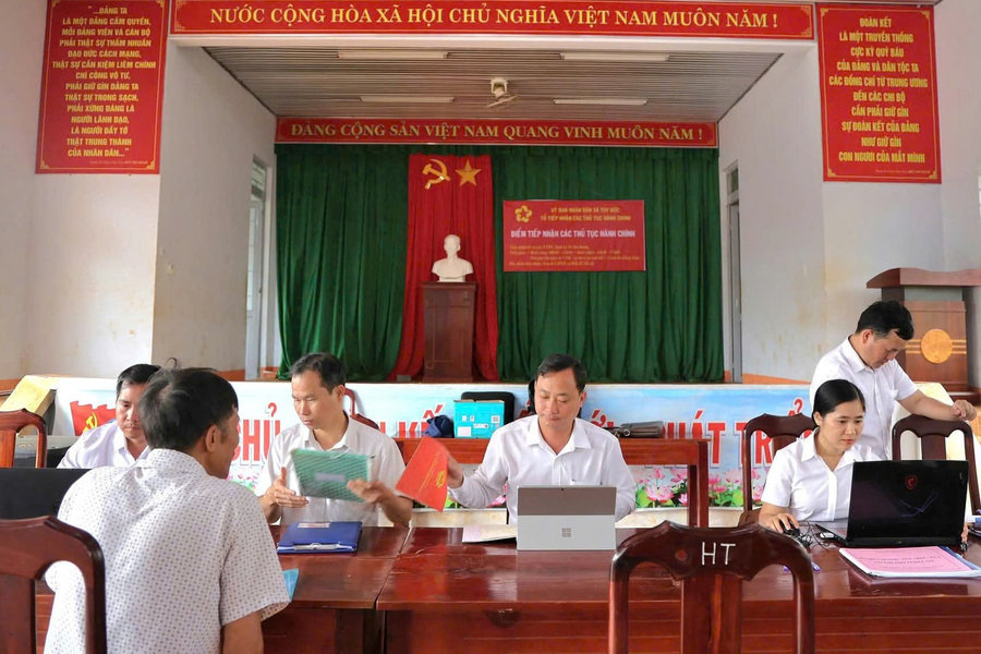 “Chìa khóa” nâng cao hiệu lực, hiệu quả chính quyền cơ sở