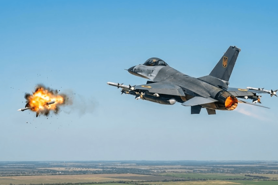F-16 Ukraine dùng APKWS II: giải pháp diệt UAV bầy đàn