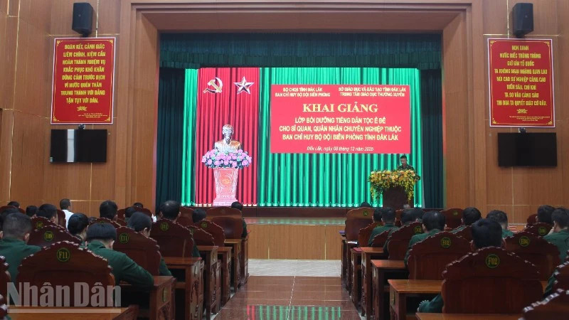 Bộ đội Biên phòng tỉnh Đắk Lắk khai giảng lớp bồi dưỡng tiếng dân tộc Ê Đê năm 2025
