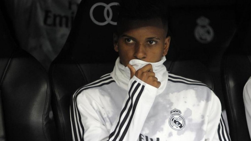 Arsenal nhắm đến Rodrygo và Rafael Leão để nâng cấp hàng công
