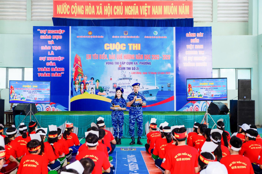 100 học sinh tham gia Cuộc thi Em yêu biển, đảo quê hương cụm 2