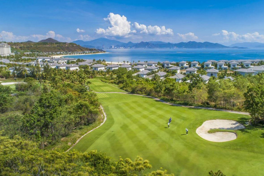 Chi phí học golf: Cần chuẩn bị bao nhiêu cho người mới bắt đầu?