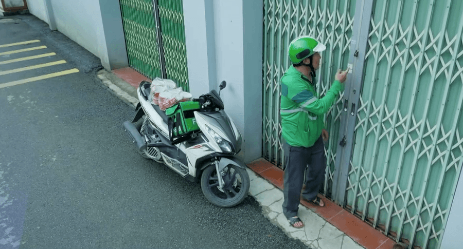 Gia đình trái dấu tập 7: Ông Phi xử lý khách, đối mặt nợ nần