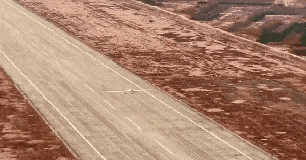 UAV tàng hình CH-7 hoàn tất bay thử: điểm đáng chú ý