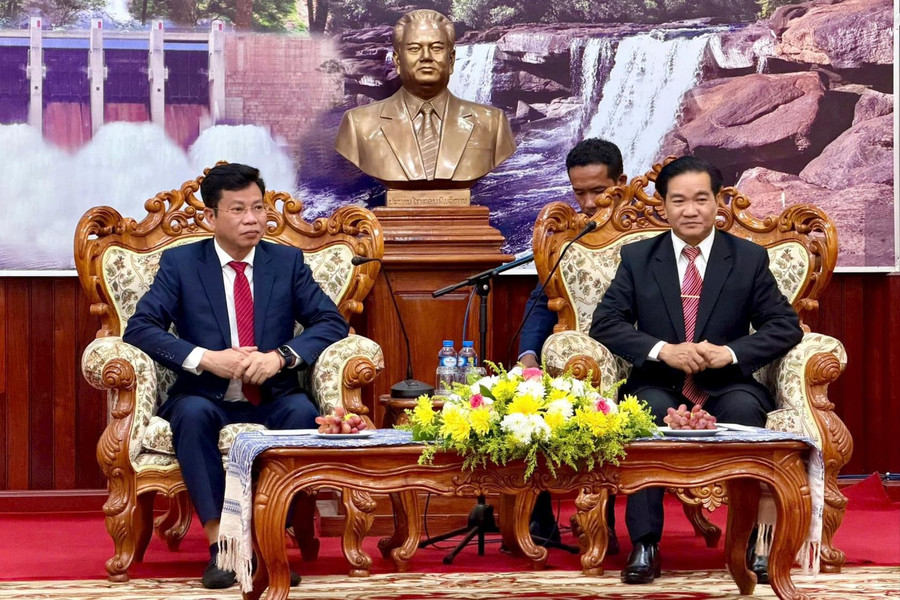 Đoàn công tác tỉnh Lâm Đồng thăm và làm việc tại tỉnh Bolykhamxay (Lào)