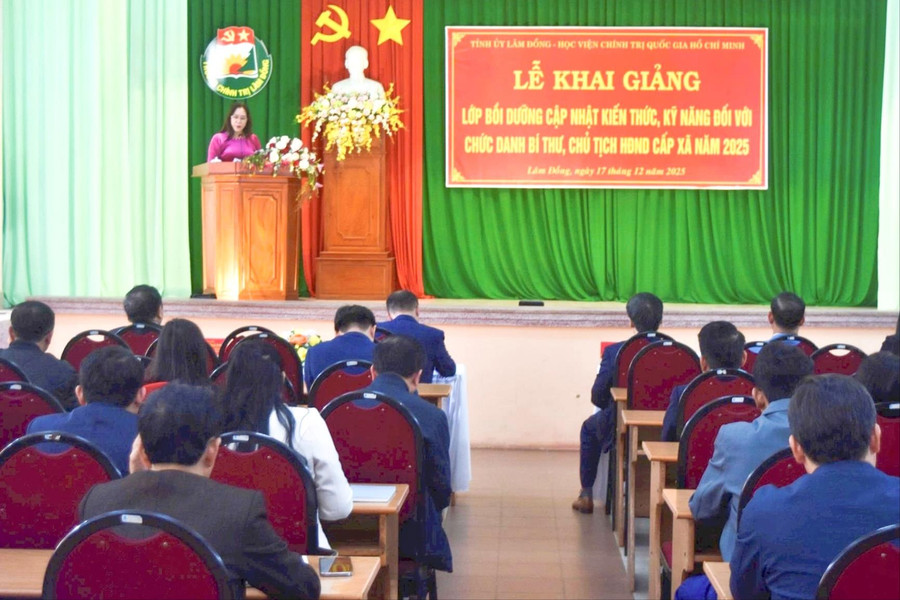 Bí thư, Chủ tịch HĐND cấp xã tỉnh Lâm Đồng bồi dưỡng cập nhật kiến thức, kỹ năng lãnh đạo, quản lý